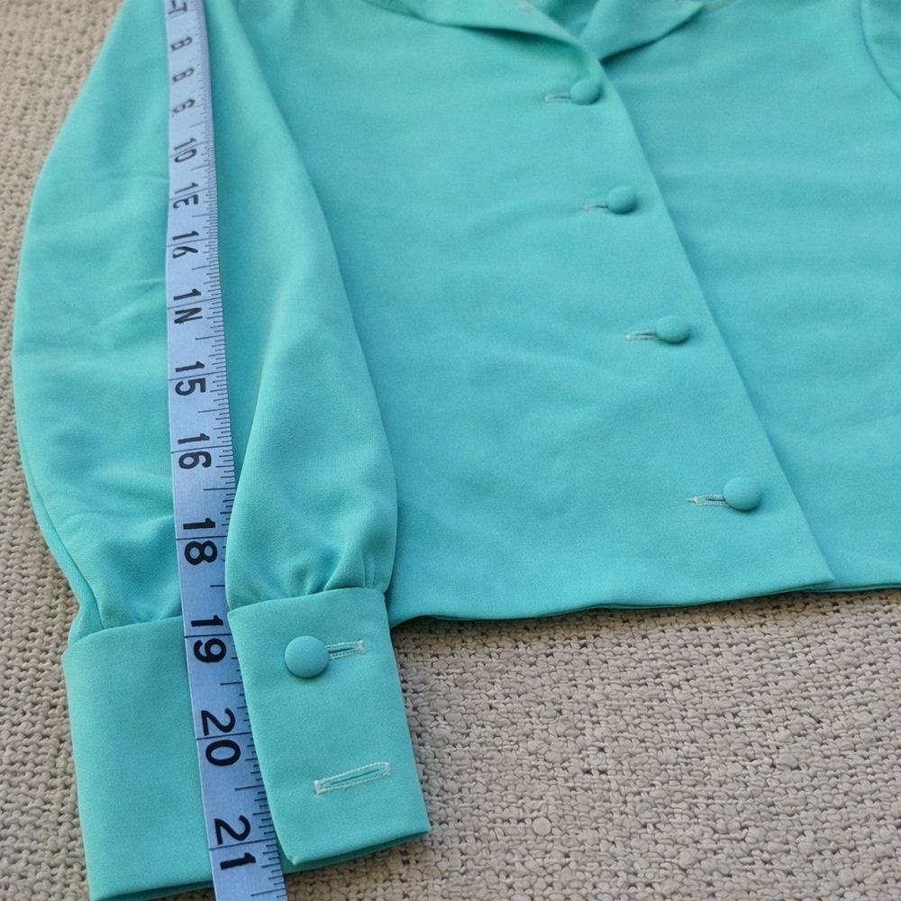 Vintage Turquoise Button-Up Blouse - Picture 4 of 4